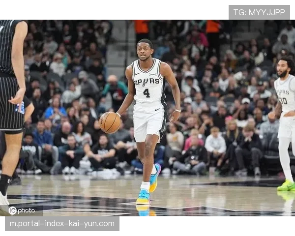 马刺豪取六连胜稳居西部第二 福克斯入选全明星替补阵容 马刺豪取六连胜稳居西部第二 福克斯入选全明星替补阵容